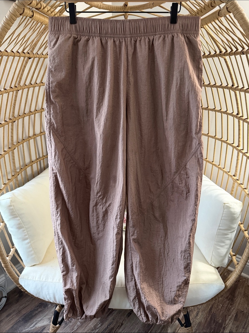 Athleta Lunar Sheen Utility Mid Rise Pant Auburn Size Large